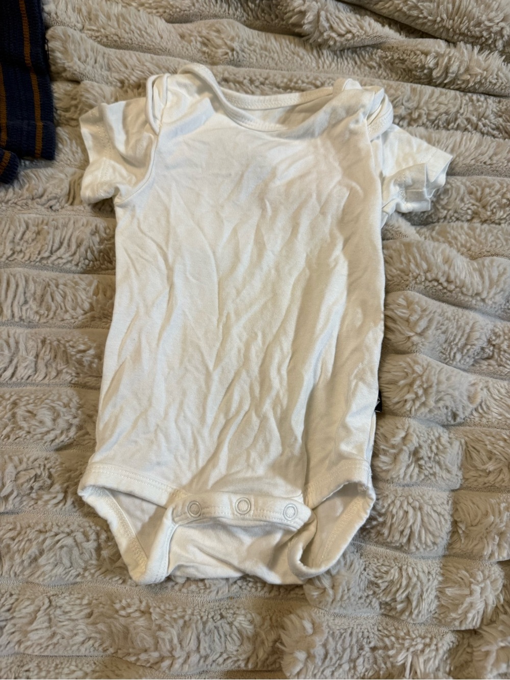 Kyte BABY White Short-Sleeve One-Piece Bodysuit